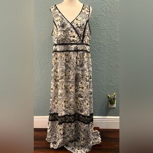 Michel Studio Black and White Maxi Dress, Size 16